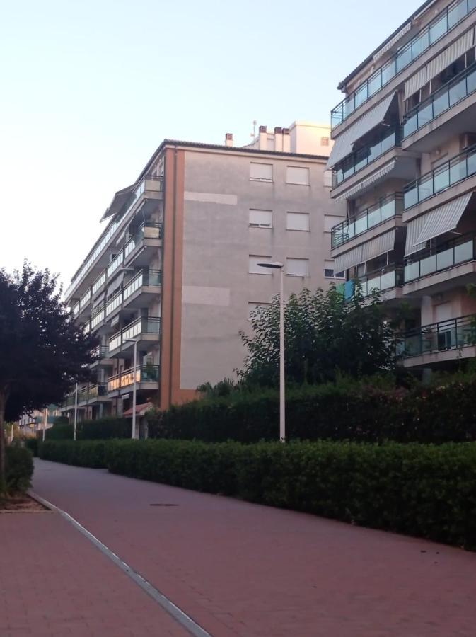 Apartamento Pilar Solo Familias ガンディア エクステリア 写真